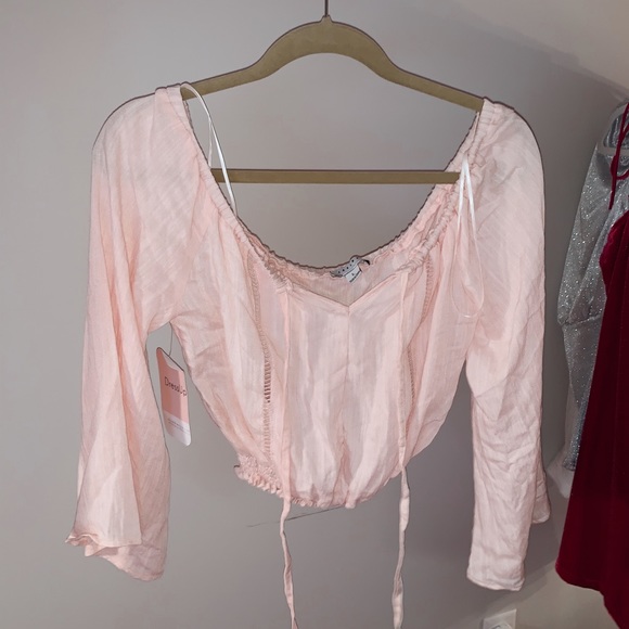 Peach / Pink Cropped Top - Picture 1 of 1